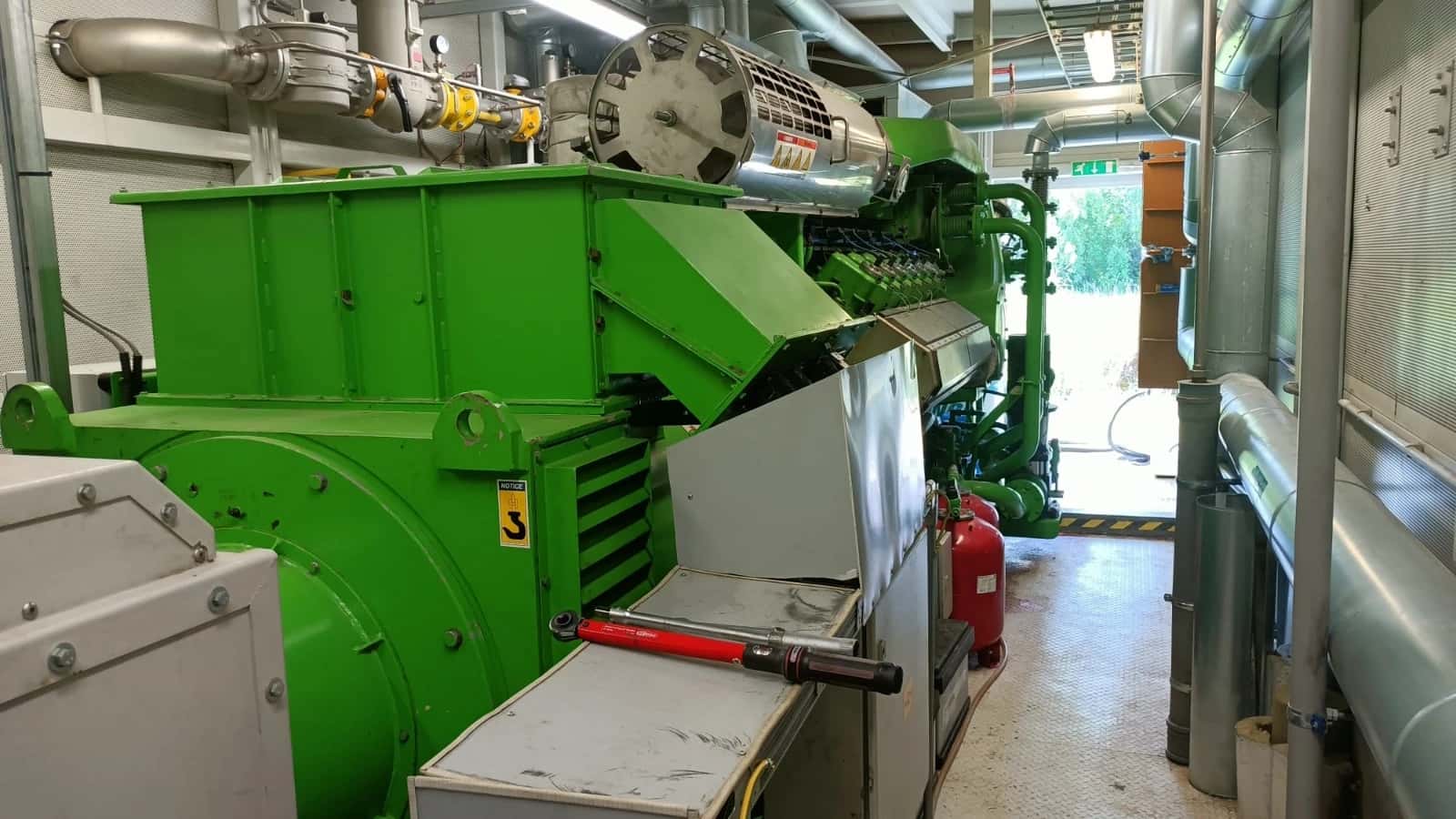 Jenbacher J412